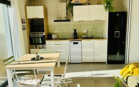 Maison Ensoleillee Sur-Equipee Avec Terrasse Et Parking